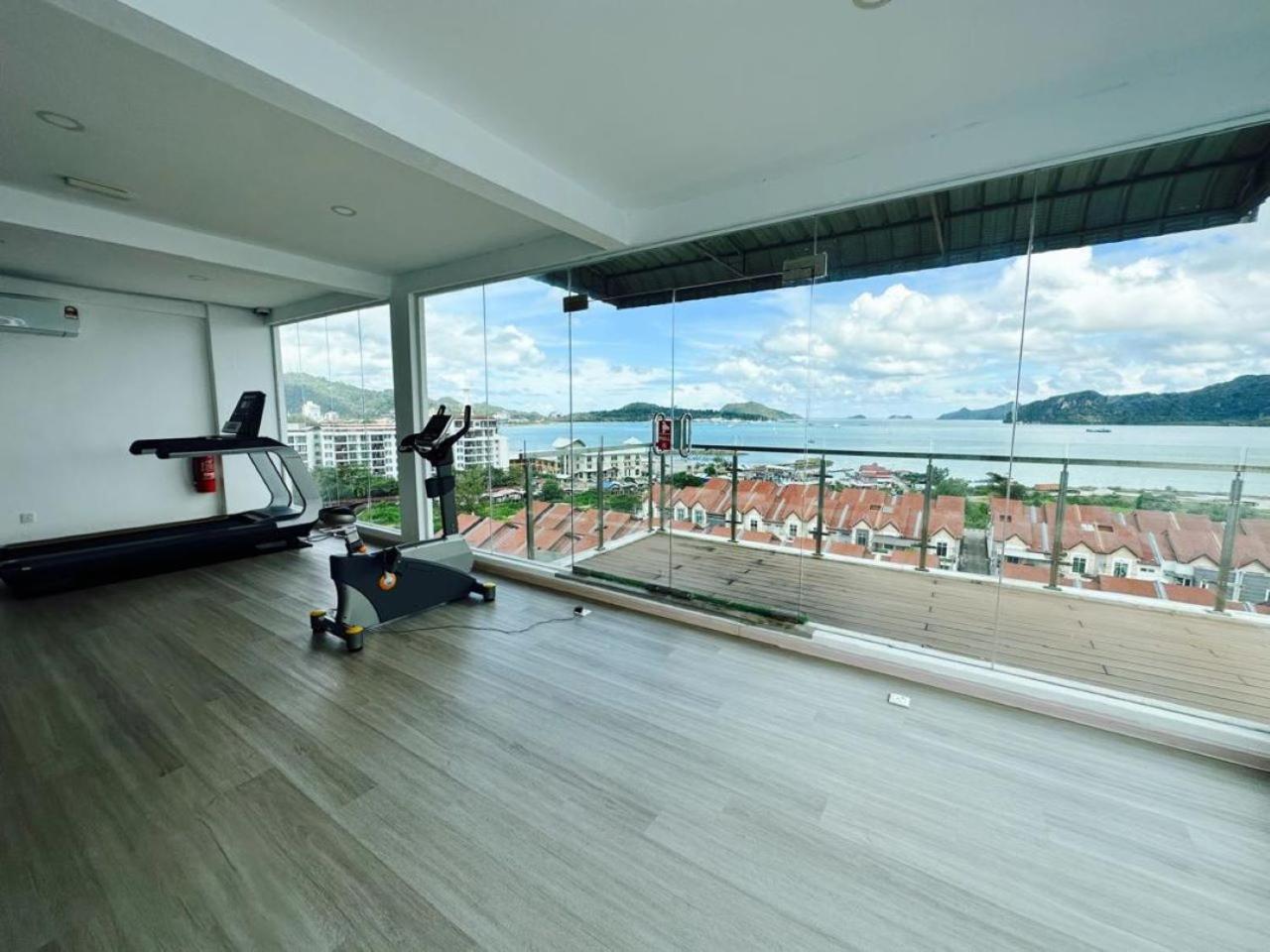 Maya Seaview Families Suite Apartment + Sky Pool กัวห์ ภายนอก รูปภาพ